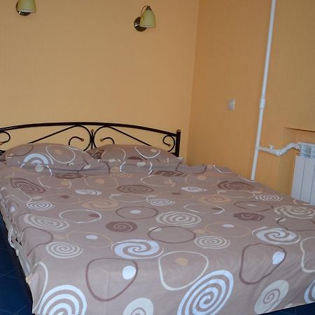 Apartment Laboratorniy Per. 26 كييف المظهر الخارجي الصورة